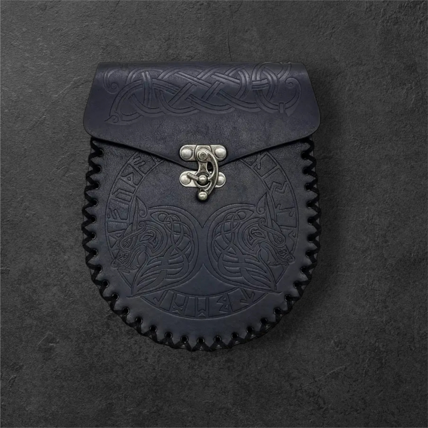 Leather Bag ( Wolf )